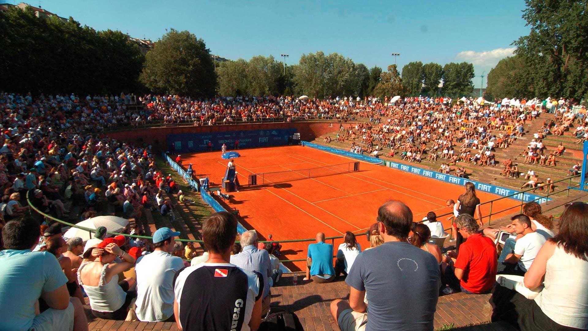 Centre court, Italy